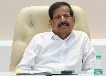 वन क्षेत्रातील निर्धारित जागांवर मेंढ्यांना चराई करण्यास परवानगी : वन मंत्री गणेश नाईक