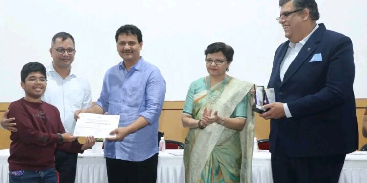 “देह जाता जाता…कोणाला नवा श्वास द्यावा…हीच खरी माणुसकी!