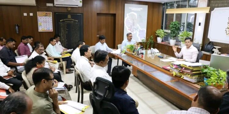 अतिधोकादायक इमारती तातडीने रिक्त करा