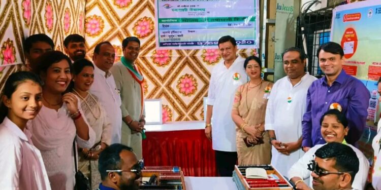 डॉक्टर राजेश मढवी फाउंडेशनतर्फे मोफत नेत्र उपचार मेडिकल कॅम्प
