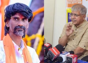 गरीब मराठ्यांच्या नावाखाली श्रीमंत मराठ्यांना पुन्हा पाठिंबा देताय का?