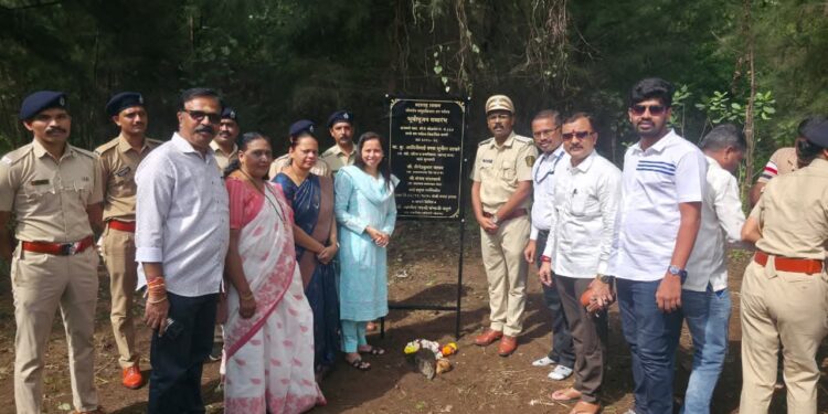श्रीवर्धन समुद्रकिनारा वन-पर्यटन भूमीपूजन